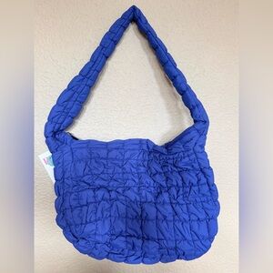 NWT BLUE QUILTED PUFFER SHOULDER BAG